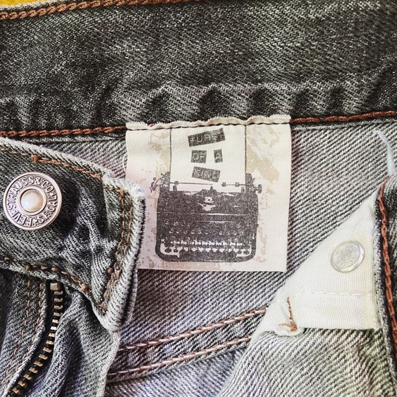 • s o l d • Vintage Levi’s Cutoffs - Picture 8 of 12